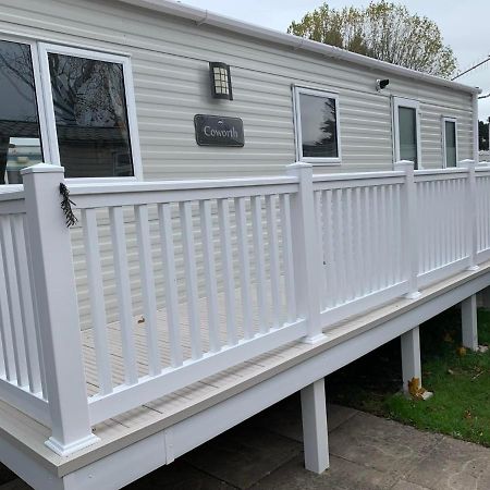 New 2 Bed Holiday Home With Decking In Rockley Park Dorset Near The Sea Lytchett Minster Exterior photo